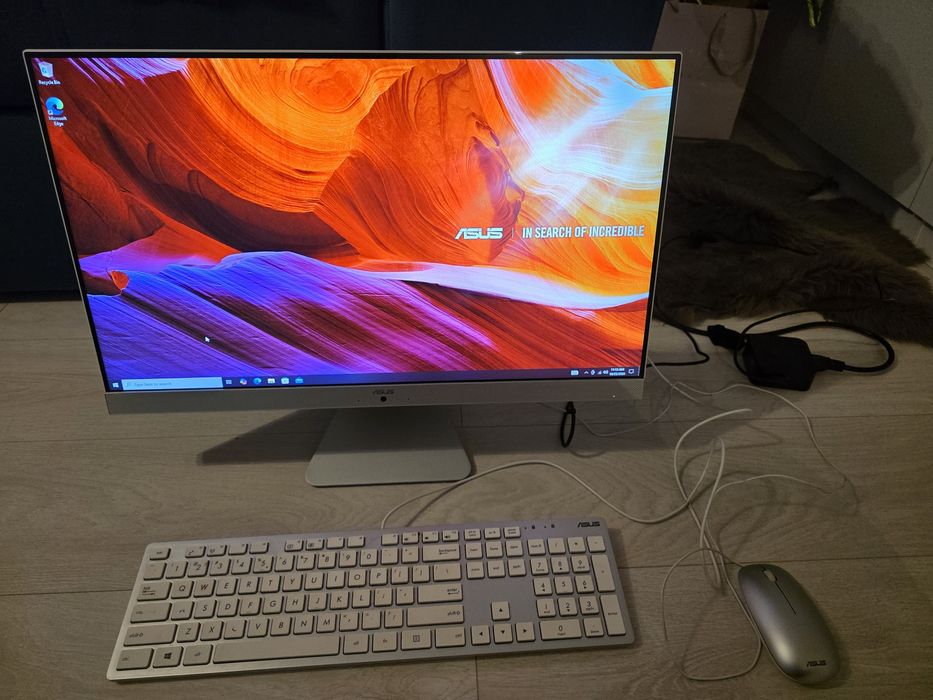 ASUS Vivo AiO V241FA – i5, 8 GB RAM, SSD 256 GB
