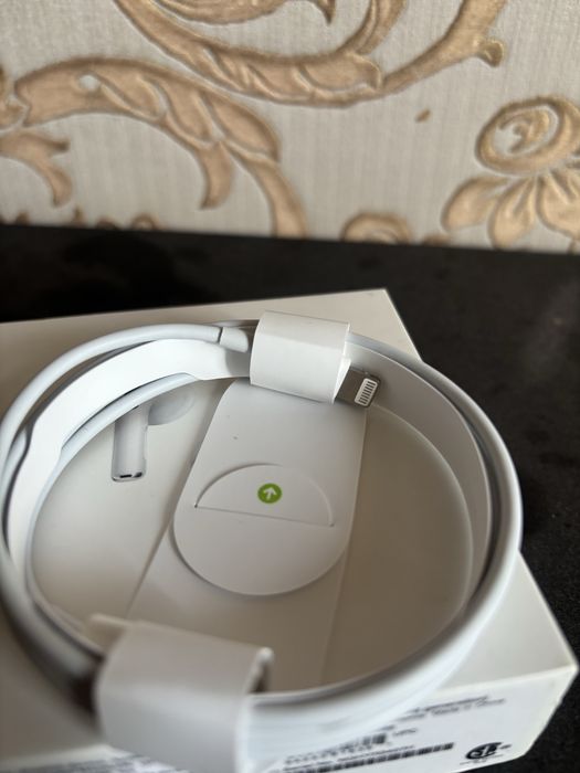 Новый кабель Type-C → Lightning от AirPods 3