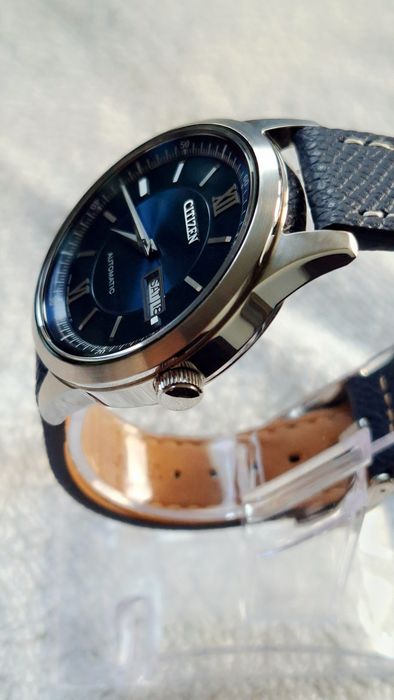 Ceas Citizen NY4050-11L-automatic,day-date,  mecanism Miyota 8200creat exclusiv pentru piața internă din Japonia (JDM).