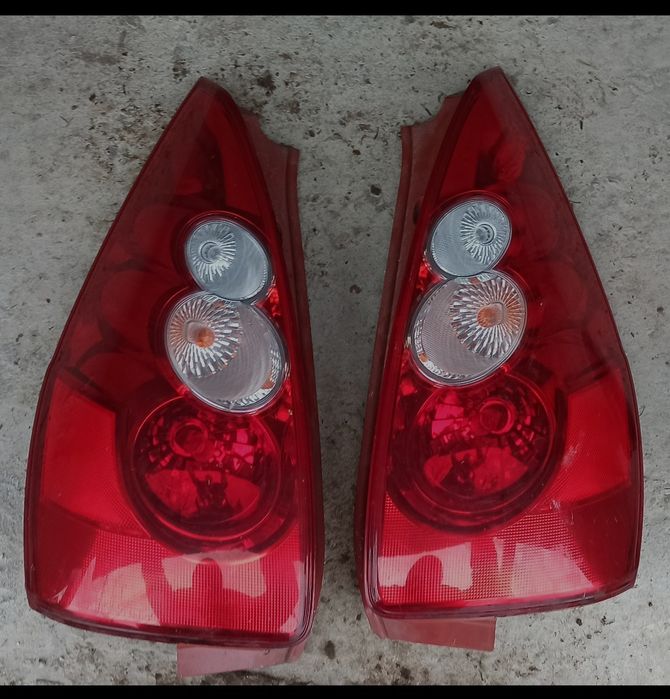 Stopuri mazda 5 2006