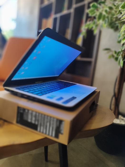 Продам ноутбук ASUS