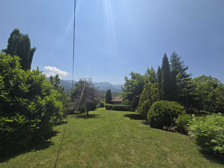 Продава се Къща в София, Слатина - 250 кв.м за 1400 €/кв.м - Снимка #3