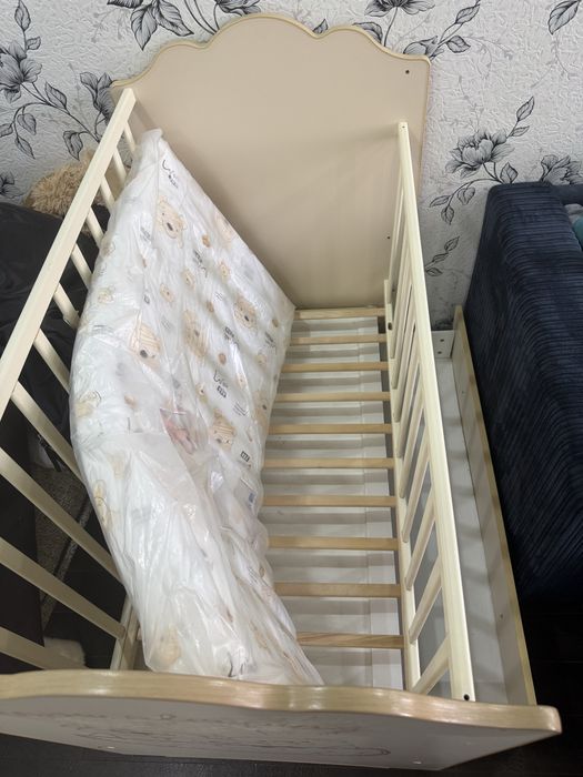 Кроватка детская
