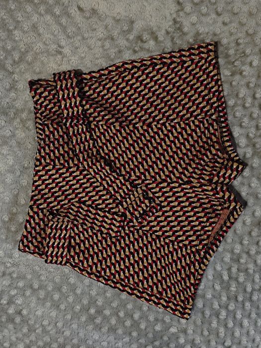 Дамски къси гащи Bershka / есенно-зимни