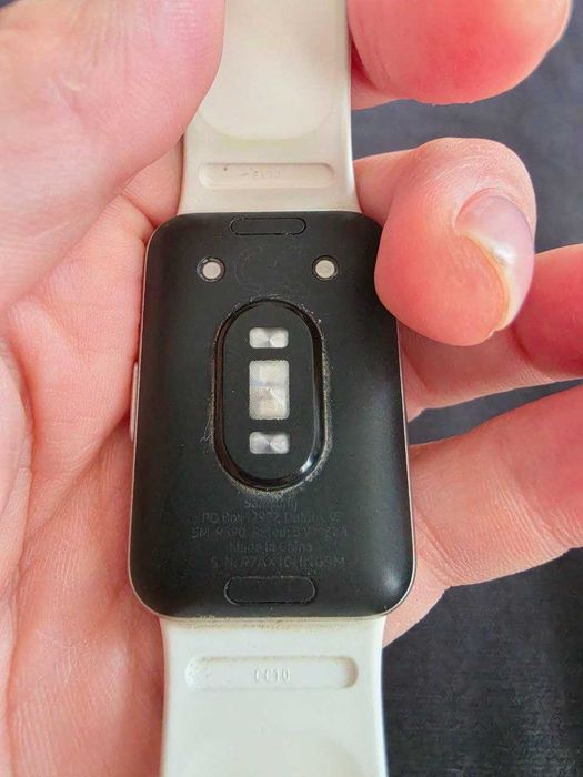 Смарт-браслет Samsung Galaxy Fit3