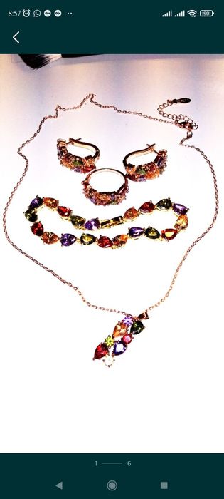 Комплект женских украшений