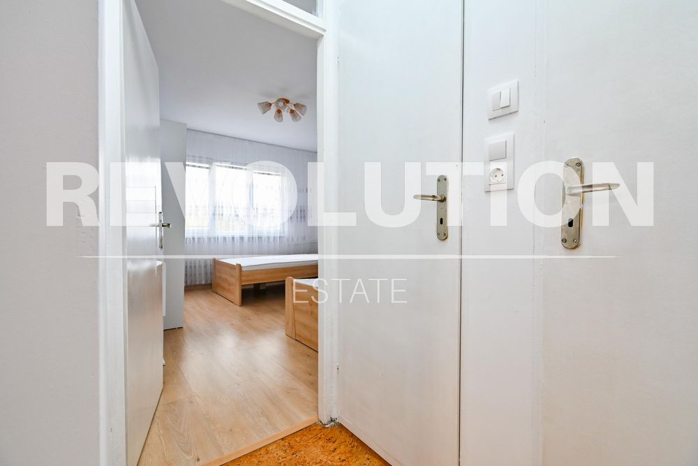 Дава се под наем Тристаен апартамент в София, Надежда 1 - 85 кв.м за 750 € - Снимка #5