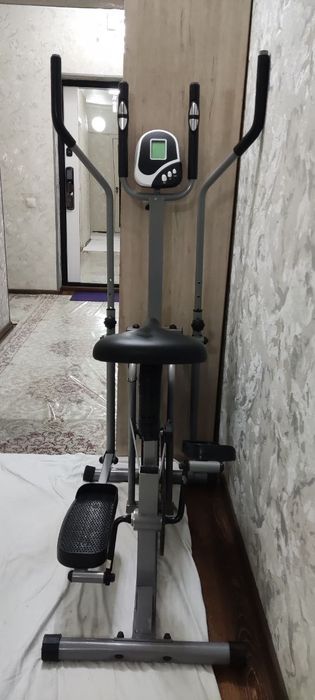 Велотренажёр для занятия спортом дома