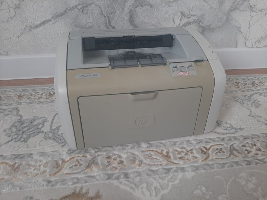 Принтер НР LJ 1020