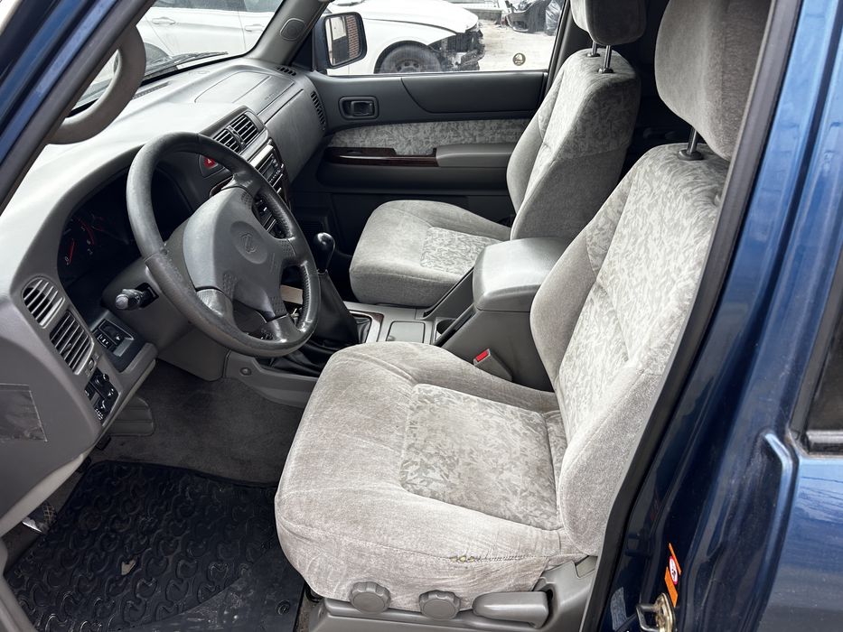 Nissan Patrol Y61 3.0 Diesel AUTOUTILITARA
