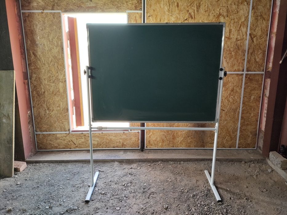 Продаю магнитную доску