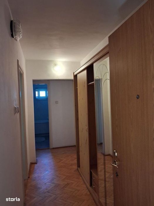 Apartament 2 camere +garaj -Zona Bucovinei