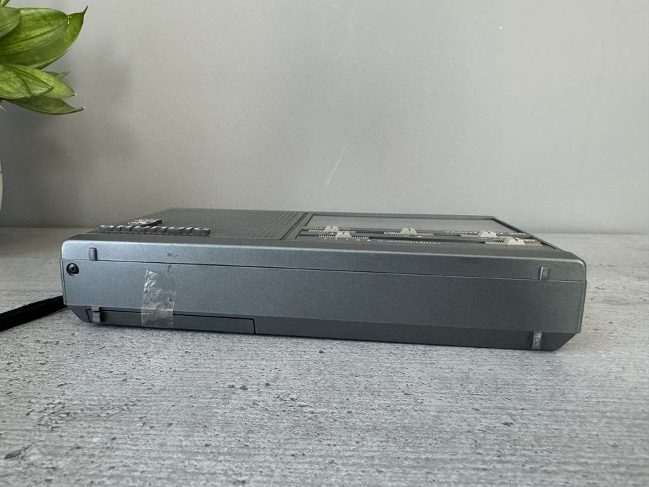 Radio Grundig Yacht Boy 210