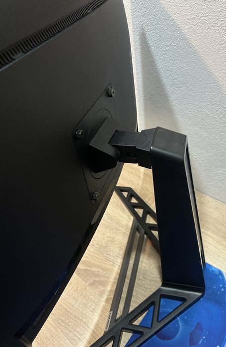 Monitor Lenovo Gaming