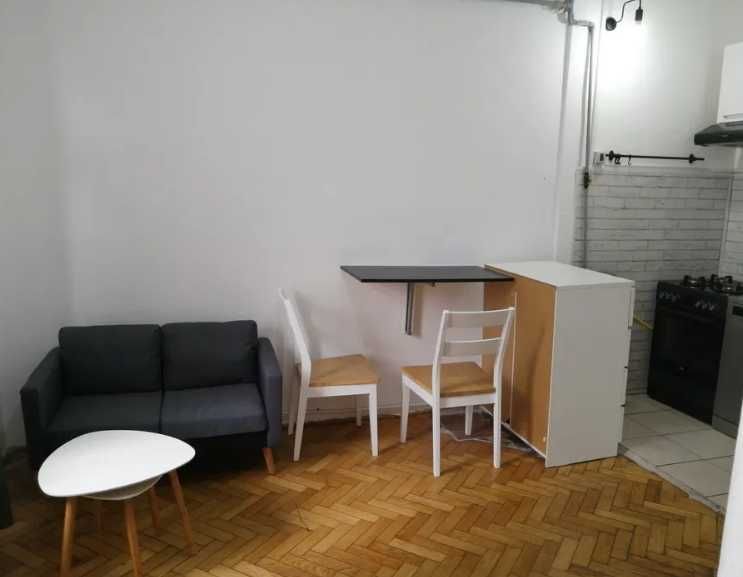 Дава се под наем Тристаен апартамент в Пловдив, Младежки Хълм - 100 кв.м за 328.95 € - Снимка #1