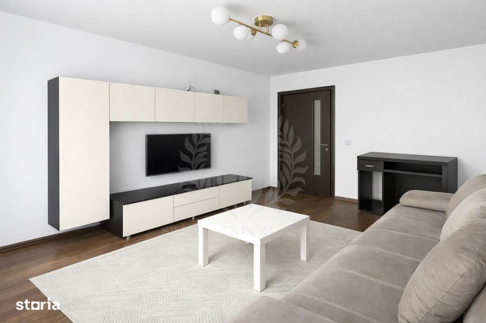 Apartament 4 camere - transformat in 3, zona Vest, Ploiești