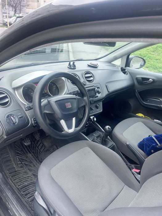 De vanzare:Seat Ibiza 2011