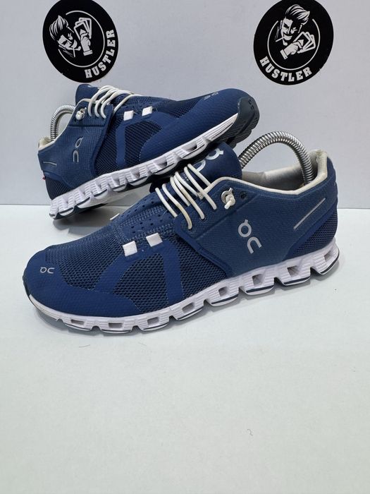 Маратонки ON CLOUD .Номер 38.5