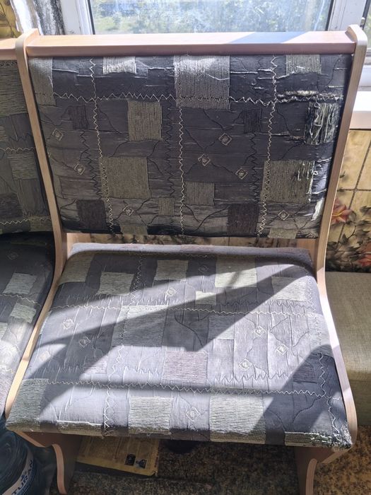 Продам уголок мягкий кухонный