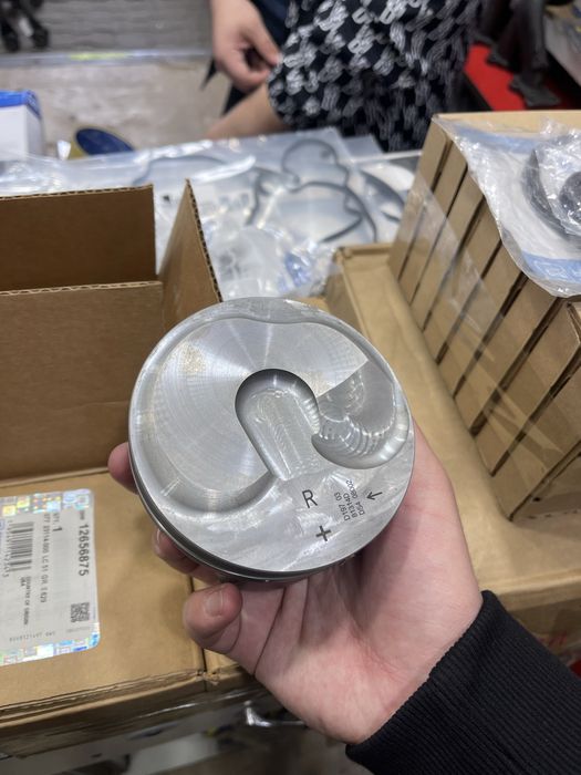 Tahoe-1 PORSHEN koltsa palets GM BAZA