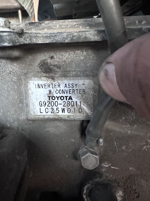 Инвертор продам. Электроный двигатель