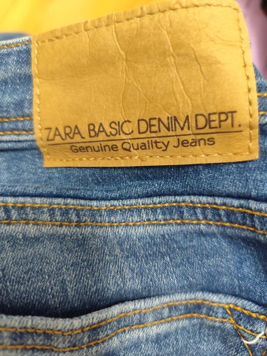Blugi Zara Basic măsura 36