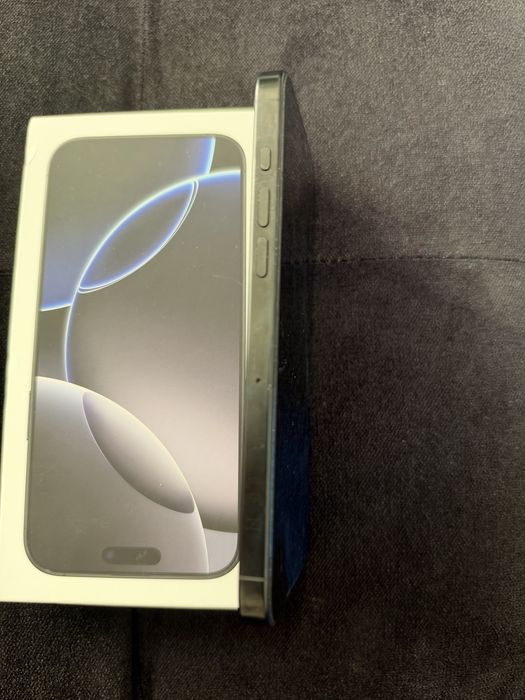 iPhone 16 Pro Max 256 GB  + 6 ПОДАРЪКА