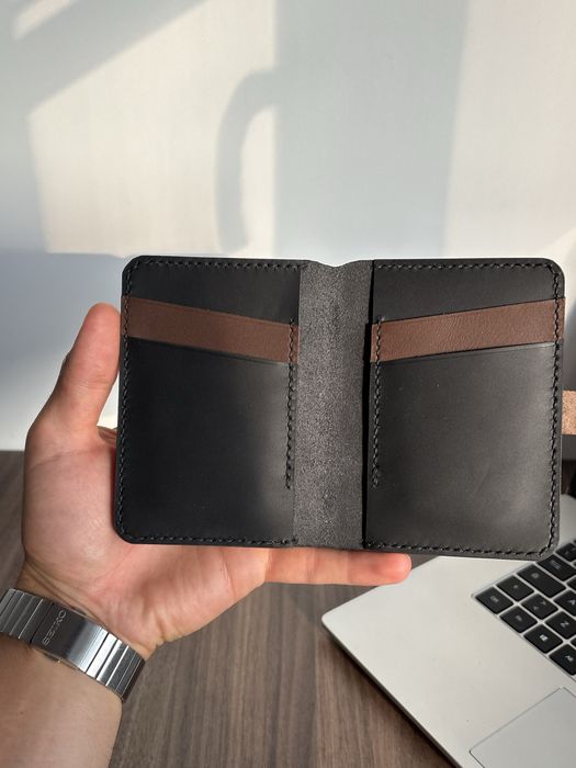 Portofel din piele naturala personalizat cu laser realizat manual