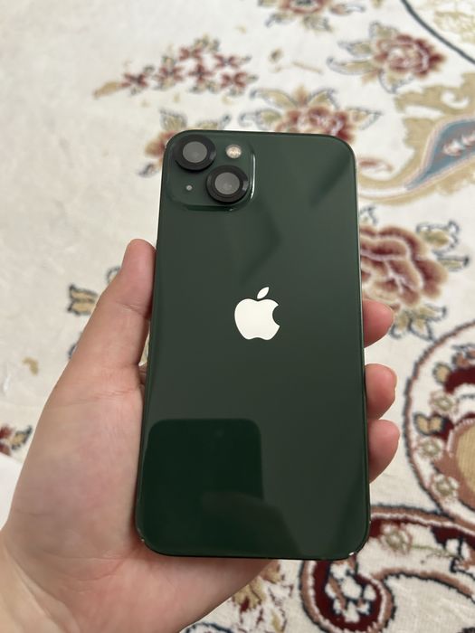 iPhone 13 zeleon