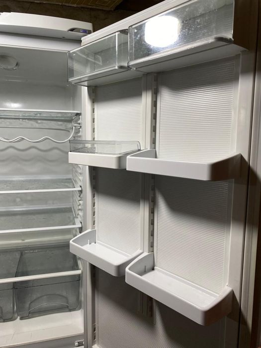 Продам Холодильник Атлант. Ноуфрост.