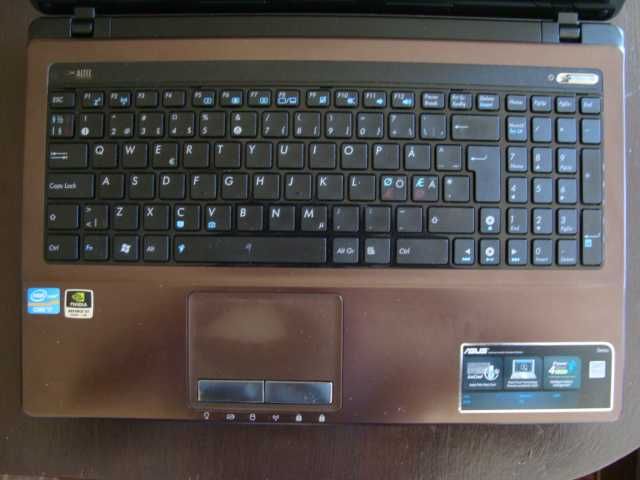 Лаптоп Asus X53S