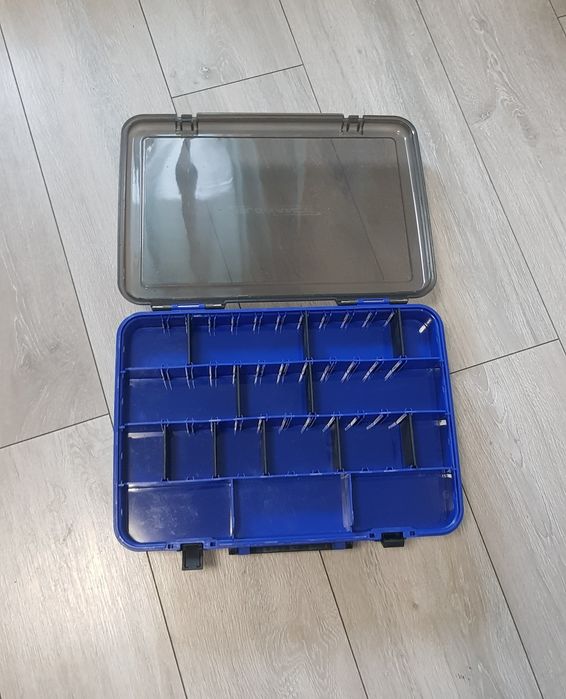 Cutie dubla pescuit feeder sau crap, geanta cu accesorii Noi.Formax, Preston.
