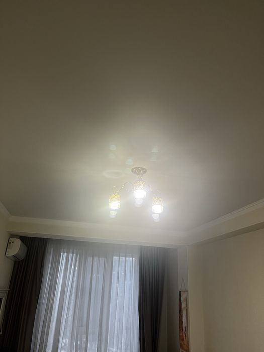 Продам люстры недорого