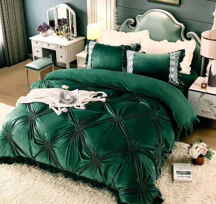 Lenjerii finet sau catifea[disponibil pe multe alte culori)