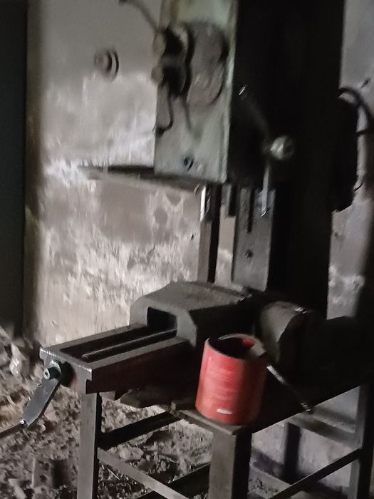 Сверлильные и тачильный станок  продам ,на 380 v