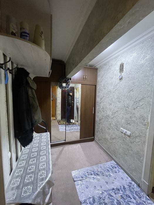 Продаётся 2-комнатная квартира