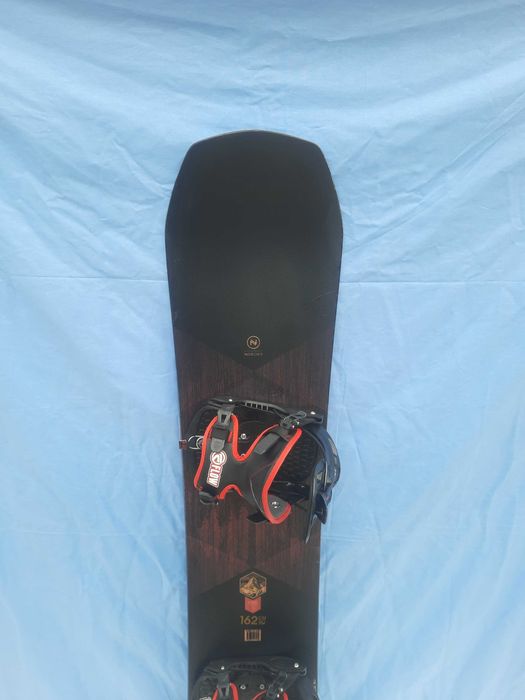Сноуборд NIDECKER AXIS с автомати 162см.