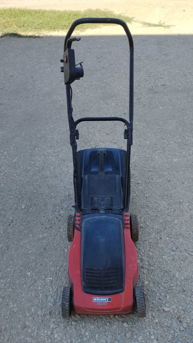 Електрическа косачка Budget BEM 932