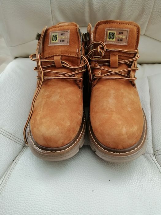 Продам ботинки. Новые. В ОТС