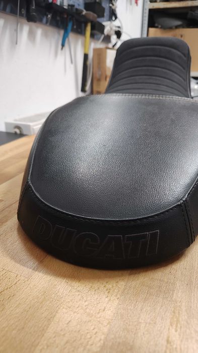 Parbriz bagaje laterale Ducati Scrambler
