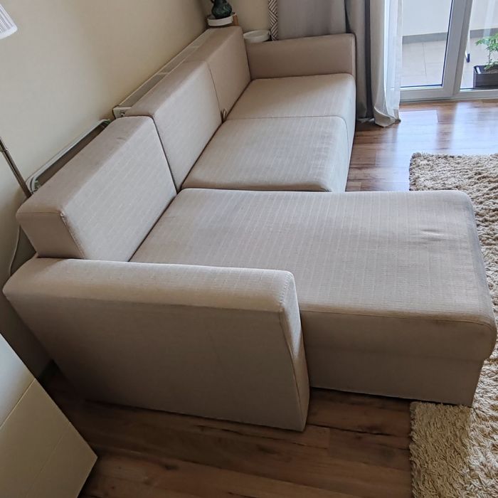 Colțar extensibil crem cu două lăzi de depozitare – stare foarte bună