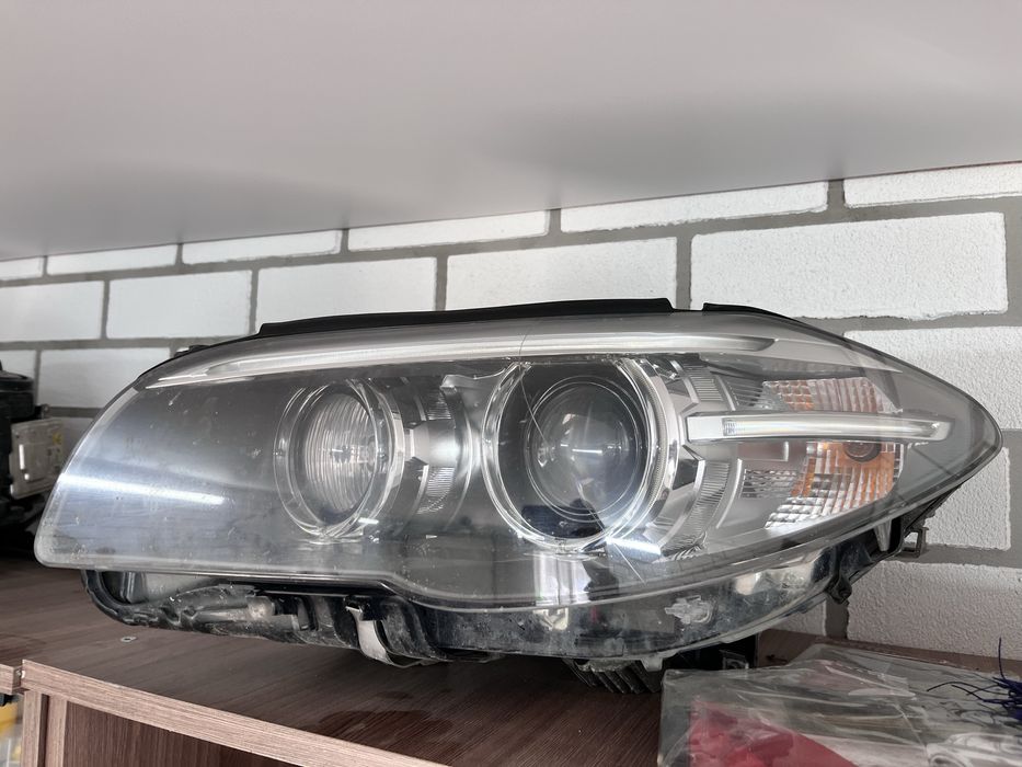 фары бмв ф10-оригенал