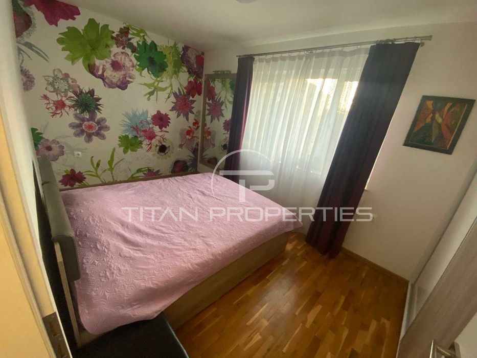 Продава се Тристаен апартамент в Пловдив, Христо Смирненски - 64 кв.м за 1938 €/кв.м - Снимка #1