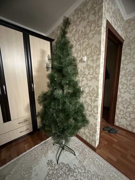Продам елку состояние хорошое
