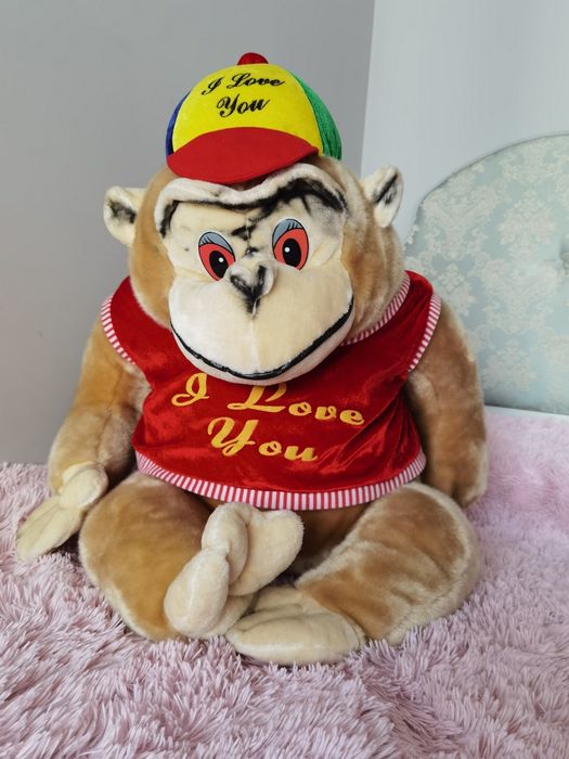 Голяма плюшена горила I love you
