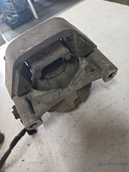 Tampon Motor Stanga Fata Audi A8 Iii (4H2, 4H8, 4Hc, 4Hl) [ 2009 - 201