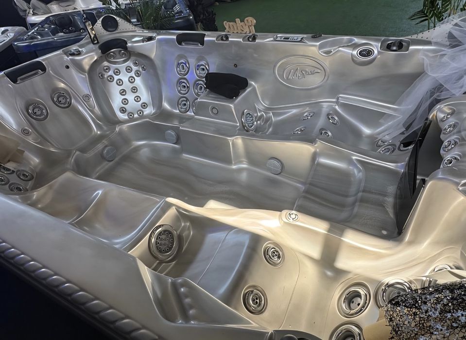 Американски джакузита,на ИЗПЛАЩАНЕ безплатна доставка и 6м.гаранция