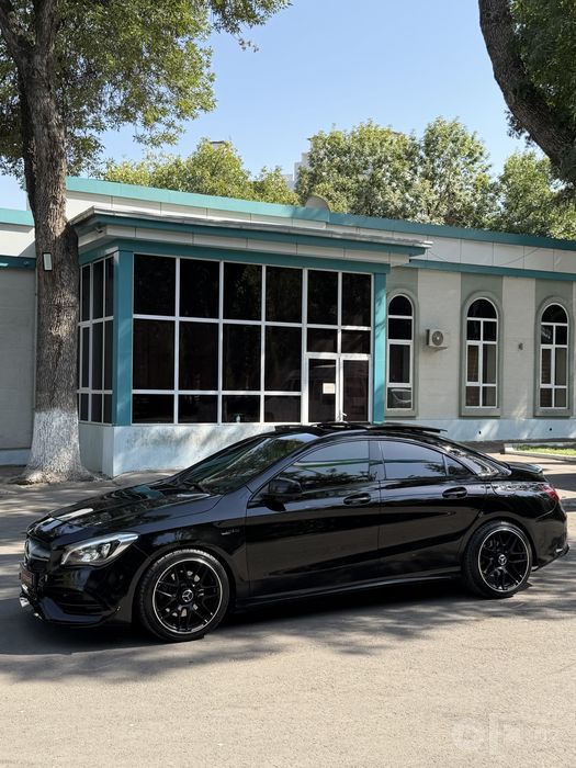 Mersedes Benz AMG CLA 250 Американка