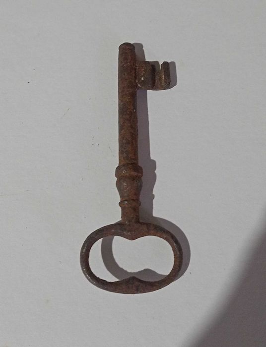 Стар железен ключ