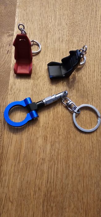 Brelocuri auto din metal